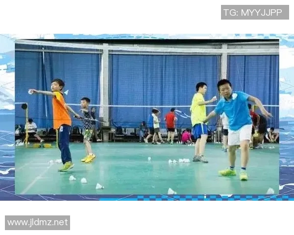 羽毛球新手必看：从基础力量训练到技巧提升的全面指南