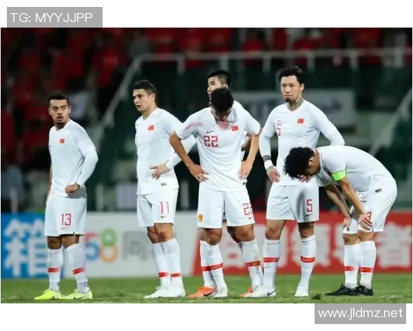 重庆羽毛球队与西安羽毛球队赛后复盘分析比赛节奏与战术对抗的深度剖析